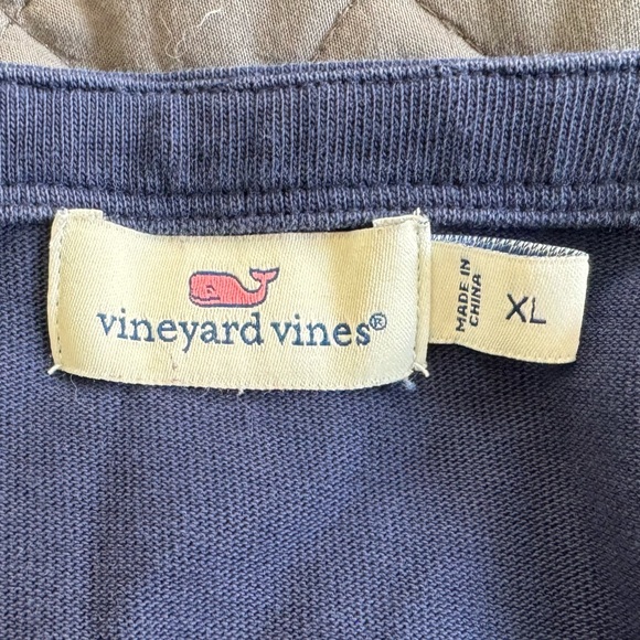 Vineyard Vines Solid Navy Blue Long Sleeve Top Wooden Side Buttons Size XL - Picture 6 of 6